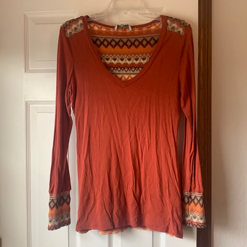 Excellent used condition Buckle long sleeve shirt